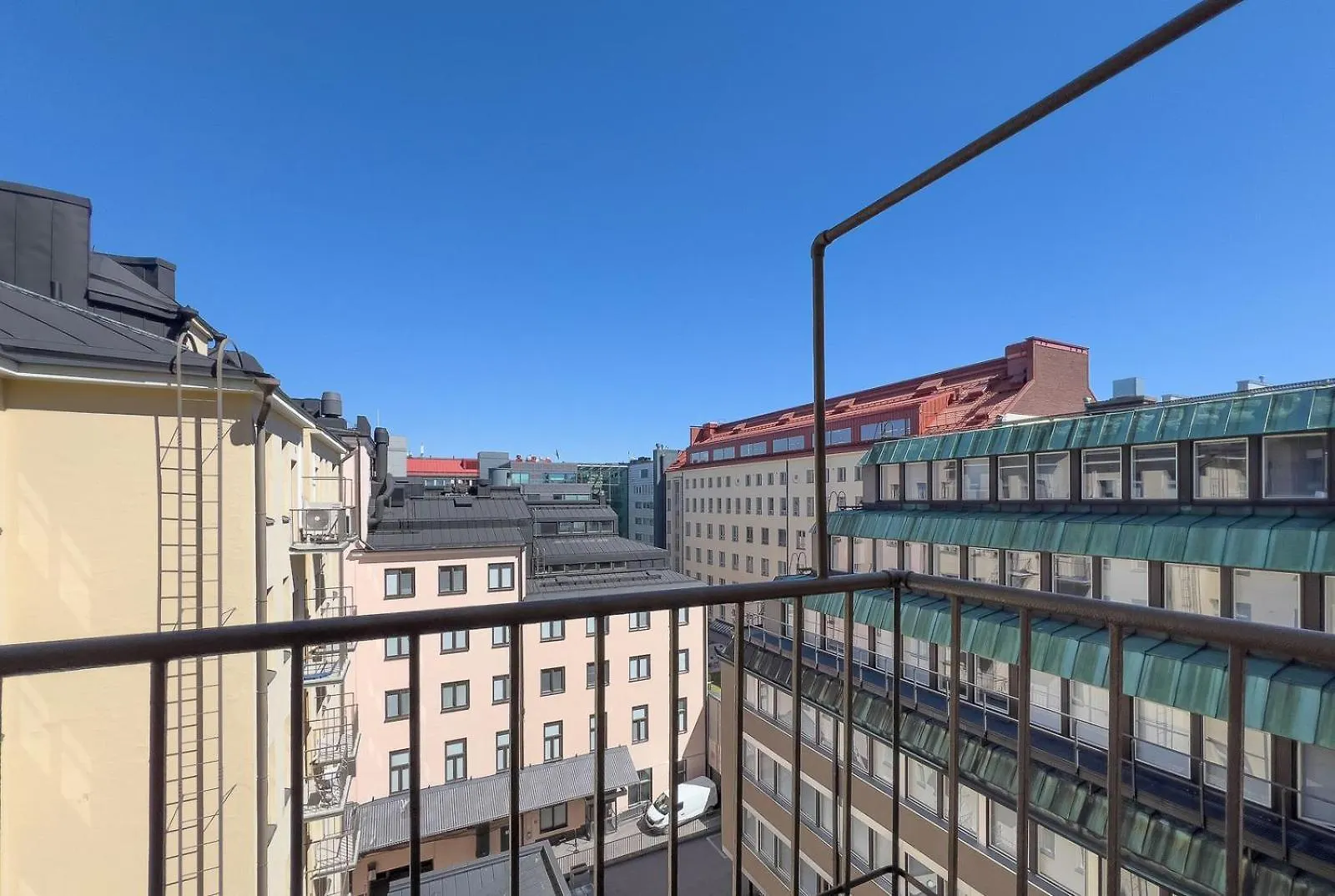 2Ndhomes 142 Sqm Top Floor 4 And 1 Room Apartments With Sauna And Balcony In The Center Of Helsinki 0*,  Finland
